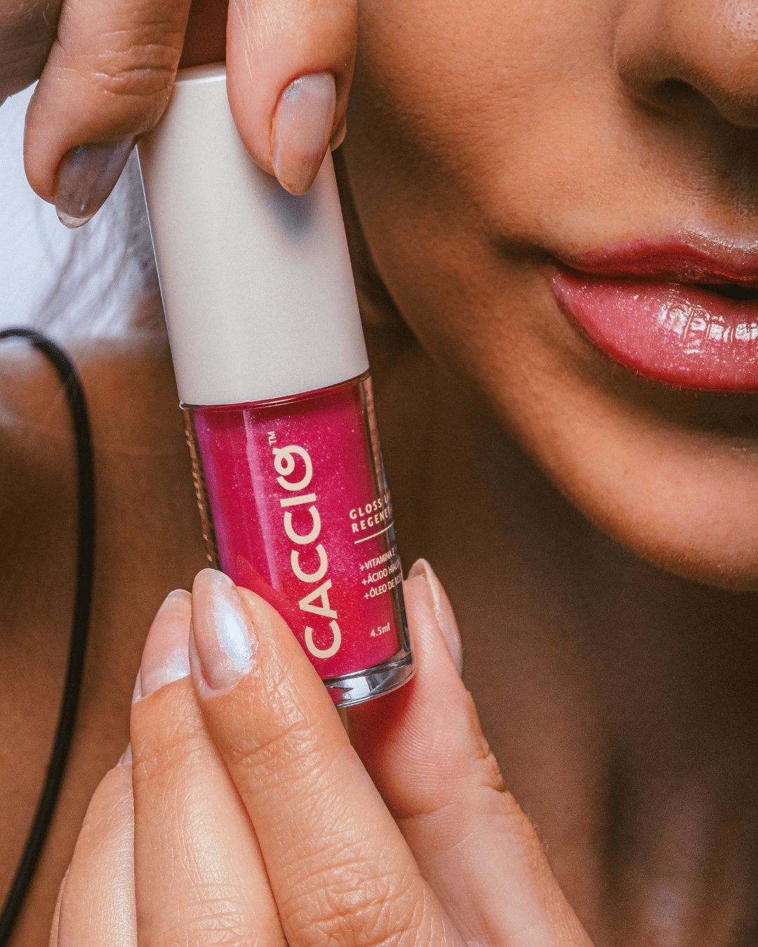 Harmonia Suave – Kit com 4 Gloss Labiais (2 Nudes e 2 Rosas)